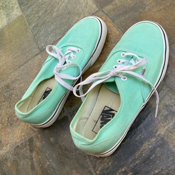 Vans authentic style sneakers✨ - Picture 3 of 9